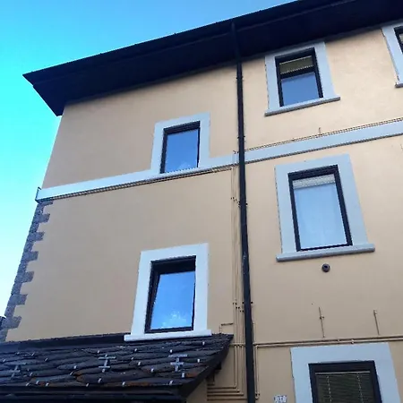Shredhouse2 *